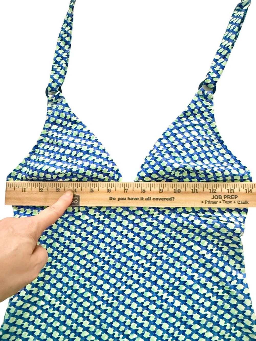 Tommy Bahama mesmerize from